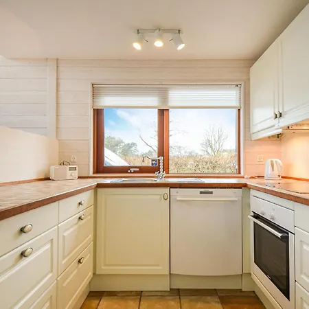 Three-bedroom In * אבלטופט